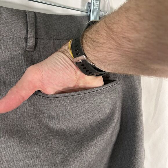 Hugo Boss Wool Dress Pants 32 Grey Flat Front Zip Hook Eye Pockets Lightweight - Picture 6 of 9